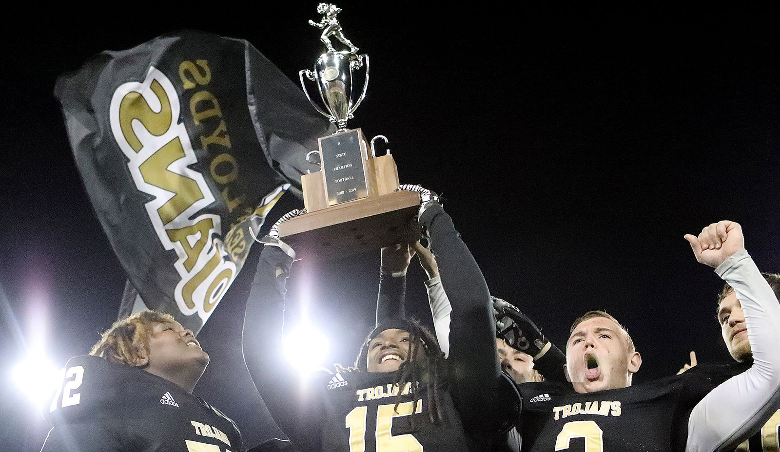1207GSFfootball_JM02.JPG